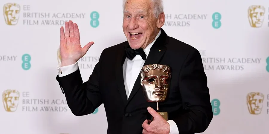 Mel Brooks cumple 100 años: una vida dedicada a demostrar que la risa también es resistencia