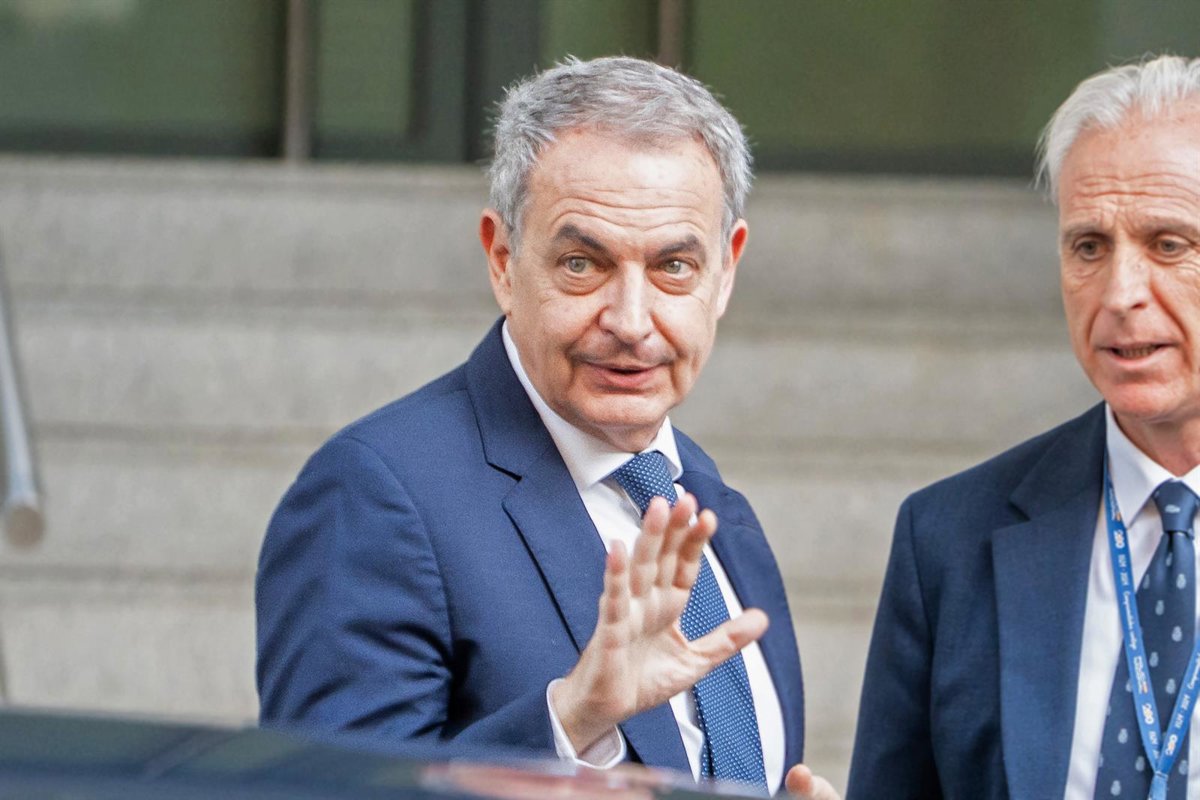 Anticorrupción recalca que aún se «desconoce» cómo Zapatero consiguió sus joyas y le invita a «justificar lo que estime»