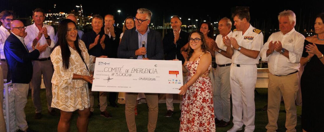 Comité de Emergencia recibió el cheque solidario en favor de Venezuela en la Cena de Armadores del Trofeo SM la Reina