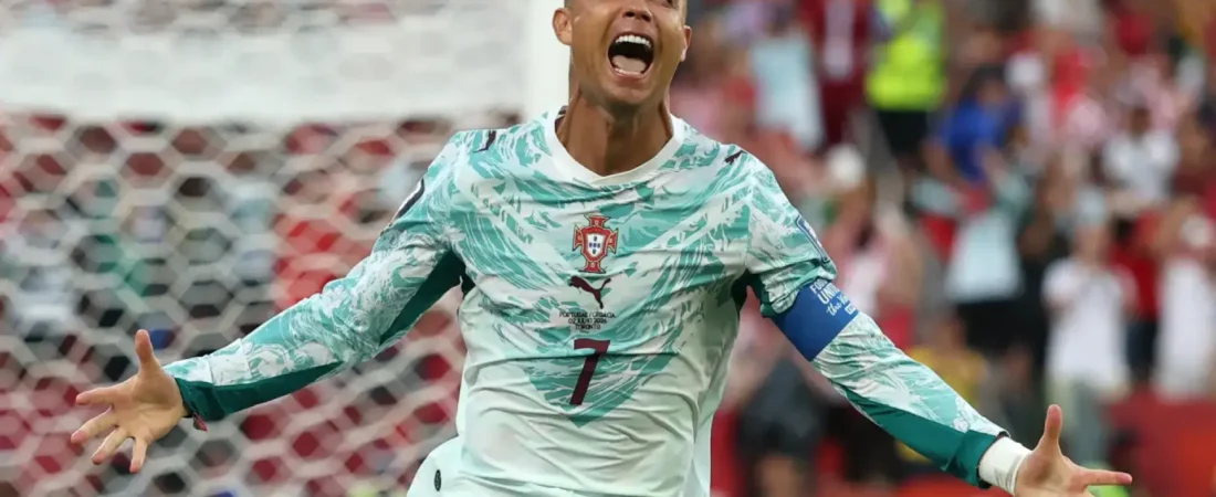 El bonito gesto de Cristiano Ronaldo con un niño rescatado tras los terremotos de Venezuela: «Te voy a invitar a un partido»