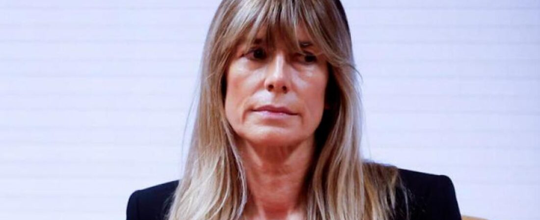 La Audiencia retira las medidas cautelares a Begoña Gómez y la envía a jurado por dos delitos