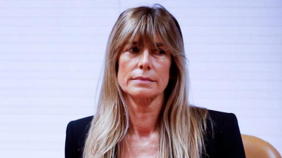La Audiencia retira las medidas cautelares a Begoña Gómez y la envía a jurado por dos delitos