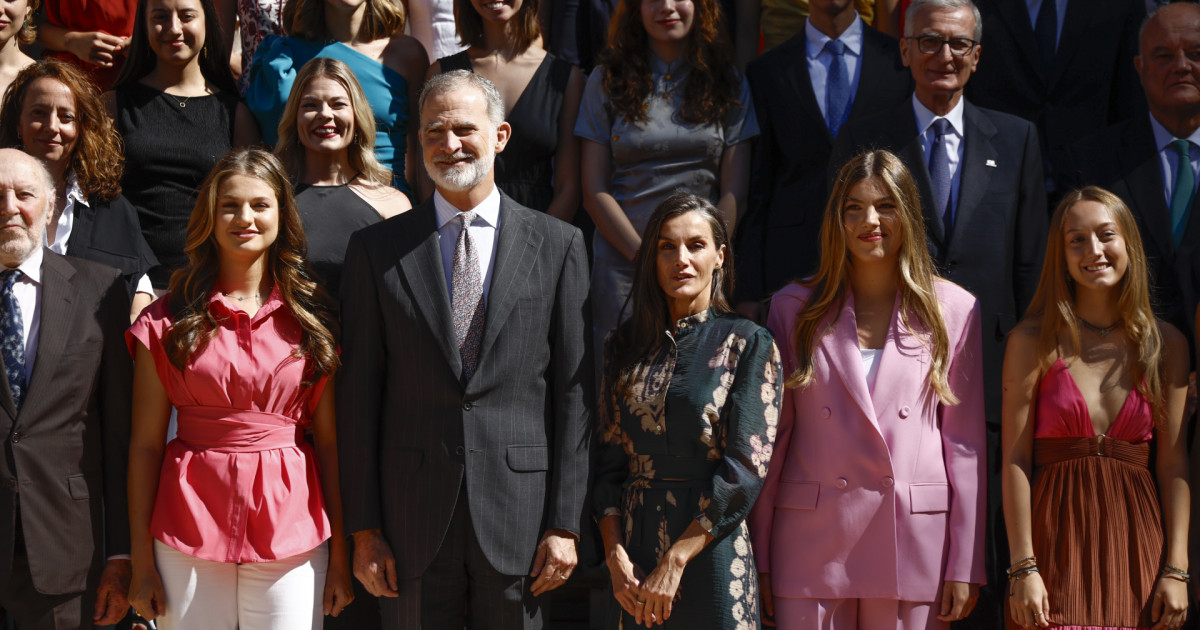 La Princesa Leonor y la Infanta Sofía se suman por sorpresa a la audiencia de los Reyes