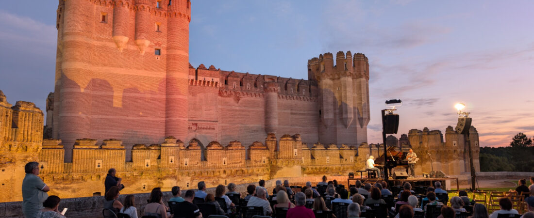 Música y patrimonio vuelven a darse la mano en el Festival de Pianos en la Calle de Segovia