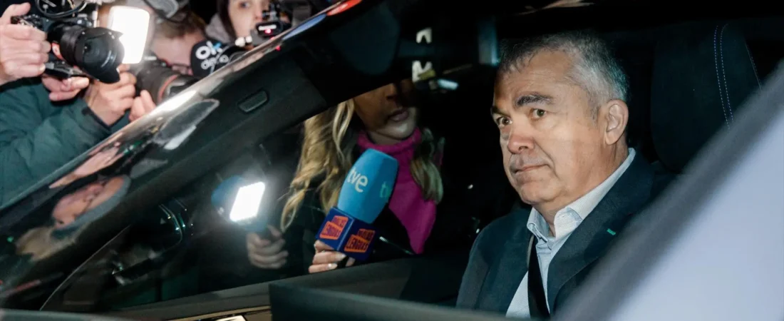 Radiografía del libro de Cerdán: la foto con Puigdemont, «el arquitecto» y Soto del Real